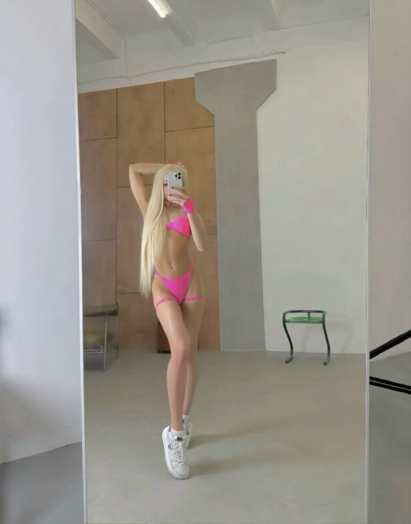 d4237fcd-8ea9-4c73-b4b4-444c216dd60f_0.jpg